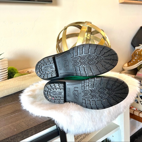 Ugg Sienna Rain Shearling Footbed Boots Shoes Woman’s Size 7 Jazz Green. - Picture 7 of 7